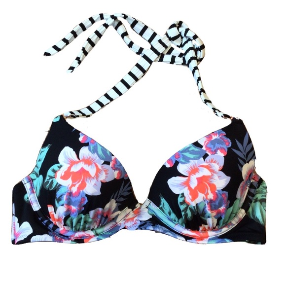 Shade & Shore Floral Light Lift Halter Bikini Top - Picture 6 of 11